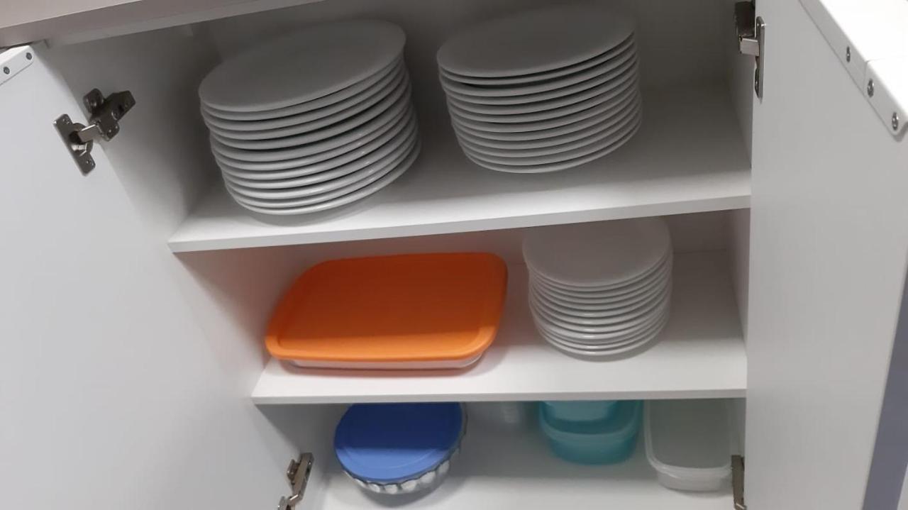 Appartamento Flat em Pitangueiras - sacada gourmet, 3 dorms, limpeza diária e serv de praia Guarujá Esterno foto