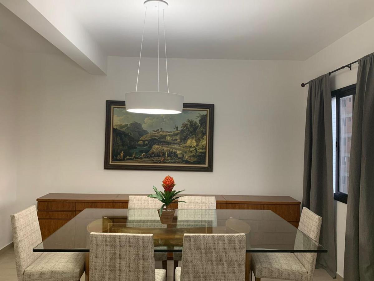 Appartamento Flat em Pitangueiras - sacada gourmet, 3 dorms, limpeza diária e serv de praia Guarujá Esterno foto